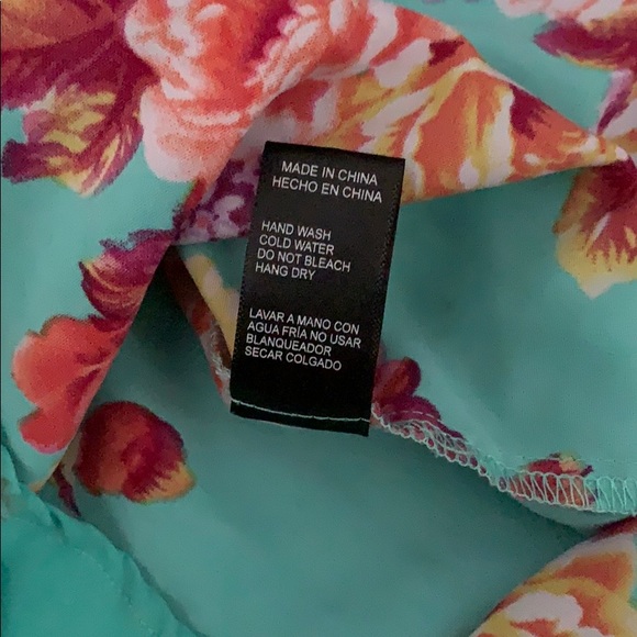 Flowy Shorts - Picture 3 of 5